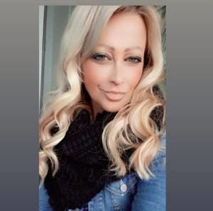 Meet your Posher, Rita